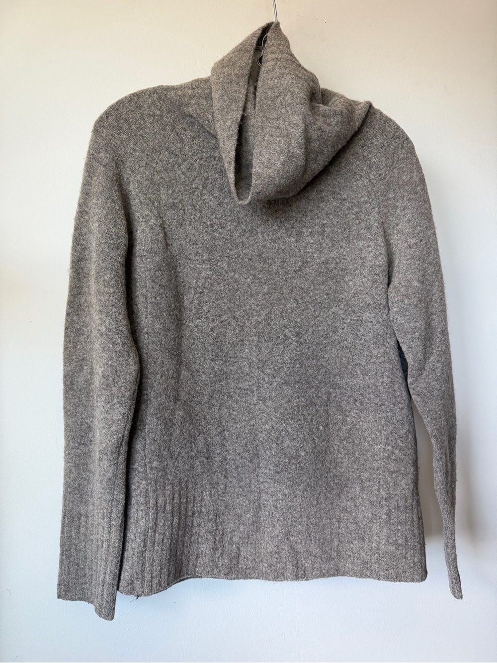 Aritzia Community Wool Yak Knit Hoodie Sweater XS Grey Soft Cozy Pullover - Picture 4 of 10